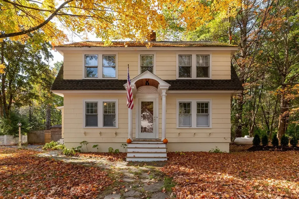40 Fletcher Street Kennebunk ME 04043