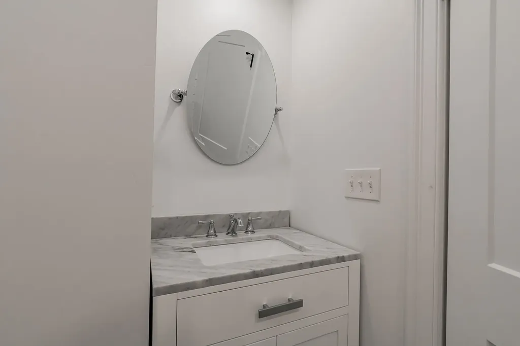 164 Brook Road Falmouth ME 04105