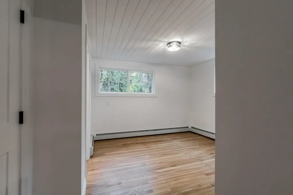 164 Brook Road Falmouth ME 04105