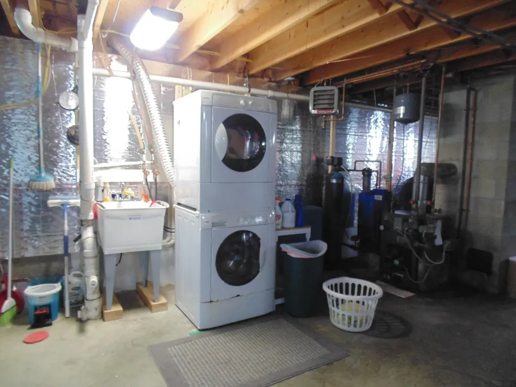 298 Brewer Lake Road Orrington ME 04474