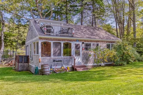 7 Tecumseh Trail Boothbay ME 04544