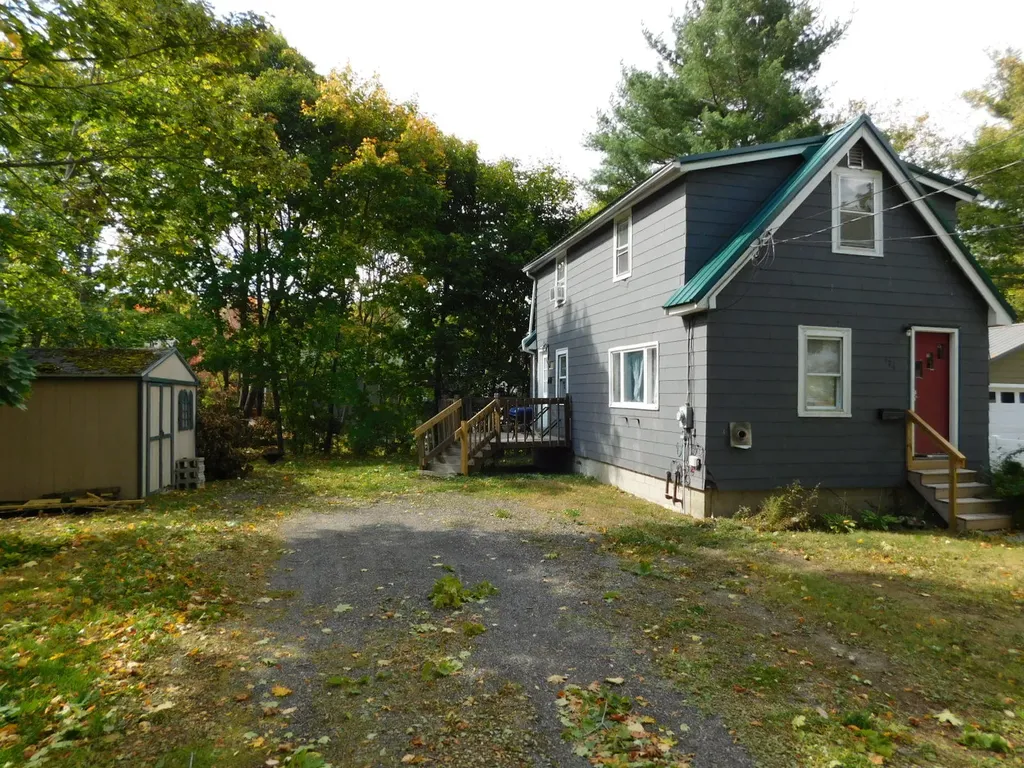 374 Forest Avenue Bangor ME 04401