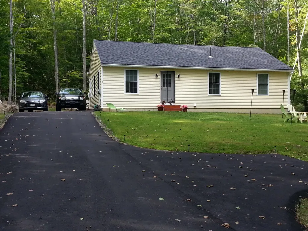 9 Pine Rock Road Naples ME 04055