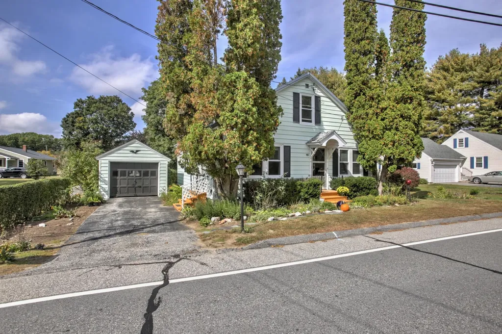 90 Hogan Road Lewiston ME 04240