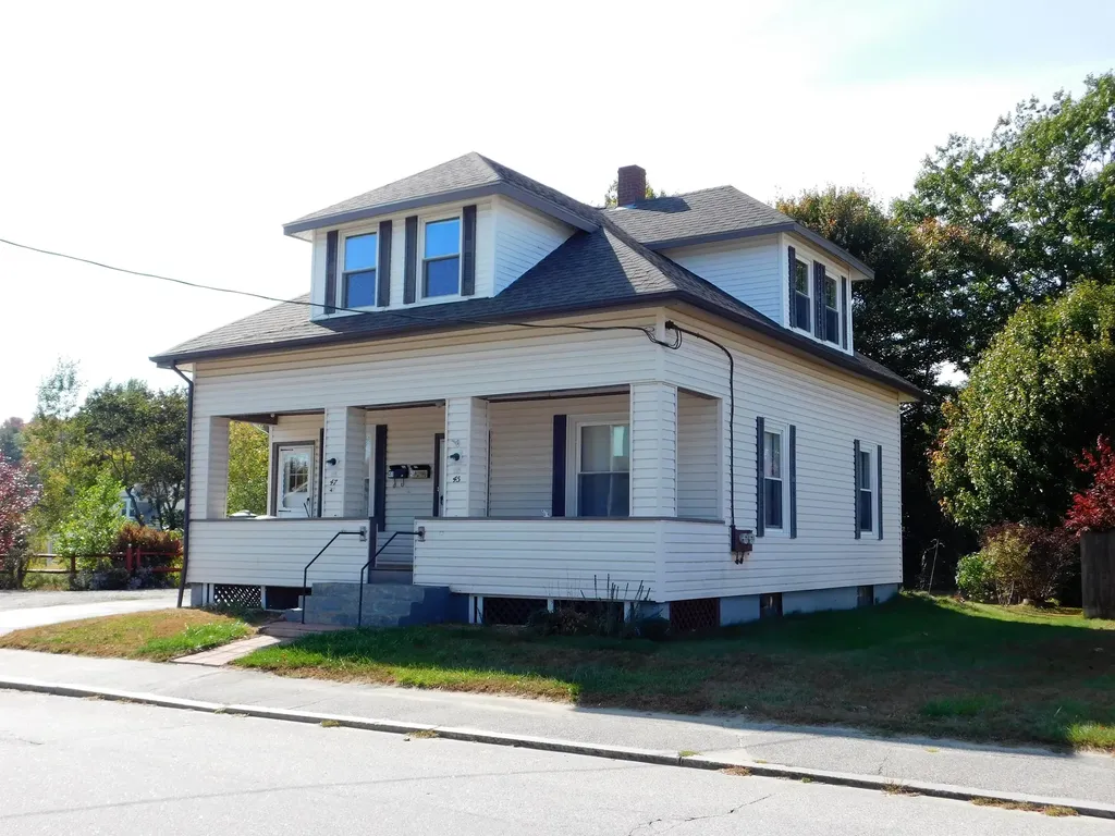 45 Rideout Avenue Lewiston ME 04240