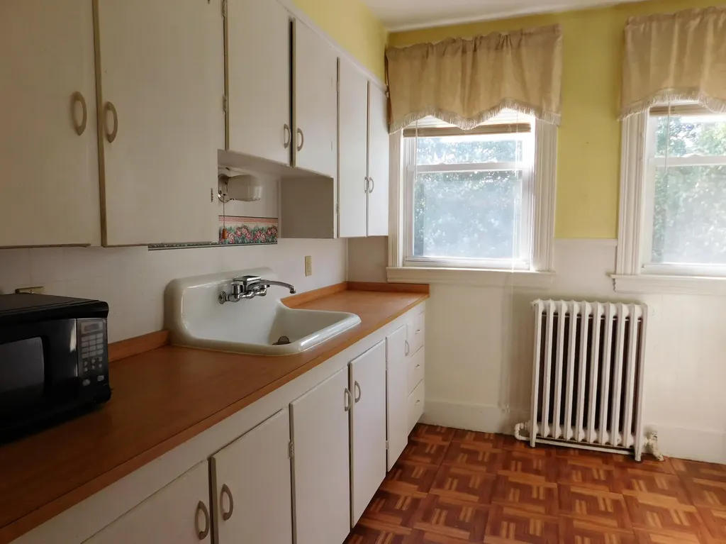 45 Rideout Avenue Lewiston ME 04240