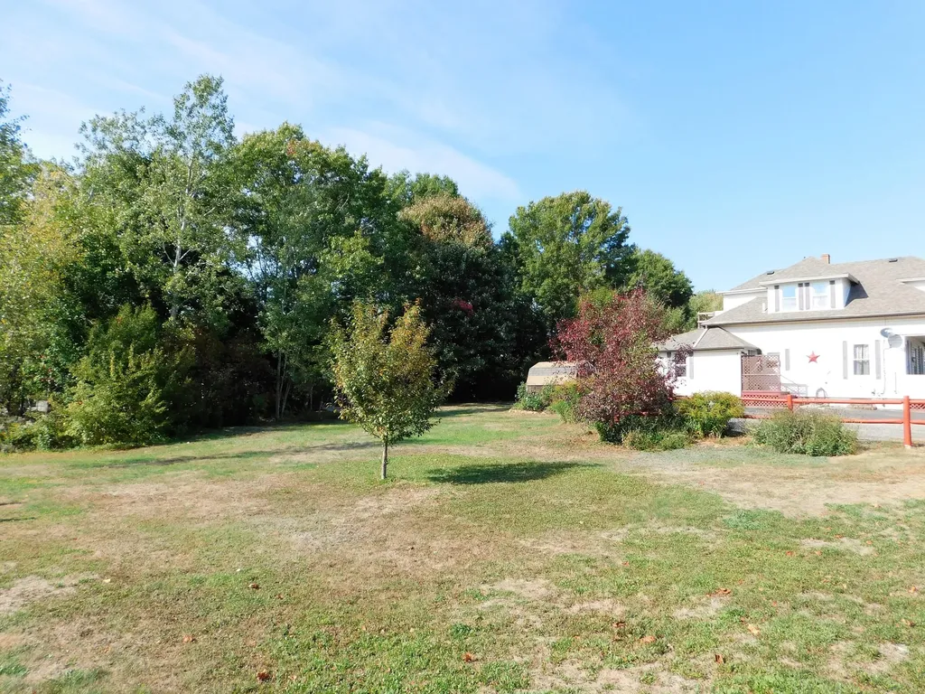 45 Rideout Avenue Lewiston ME 04240