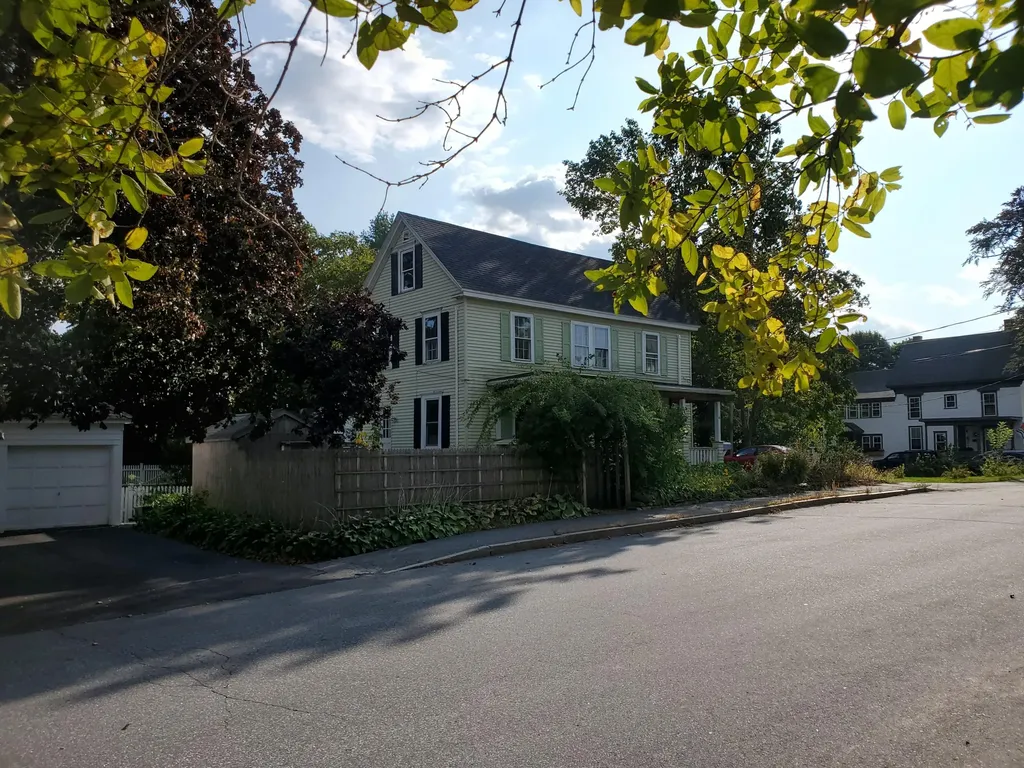 6 Bedford Street Bath ME 04530