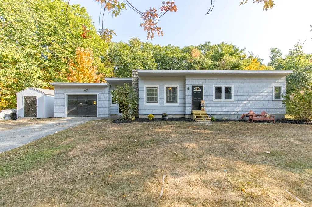 385 Sebago Lake Road Gorham ME 04038