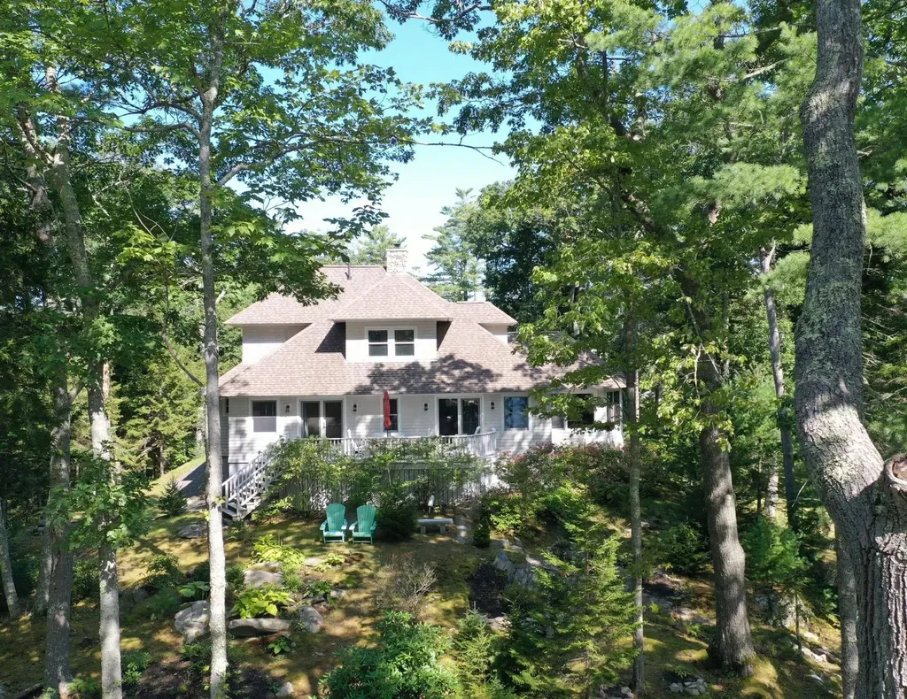 15 Chimes Lane Boothbay Harbor ME 04575