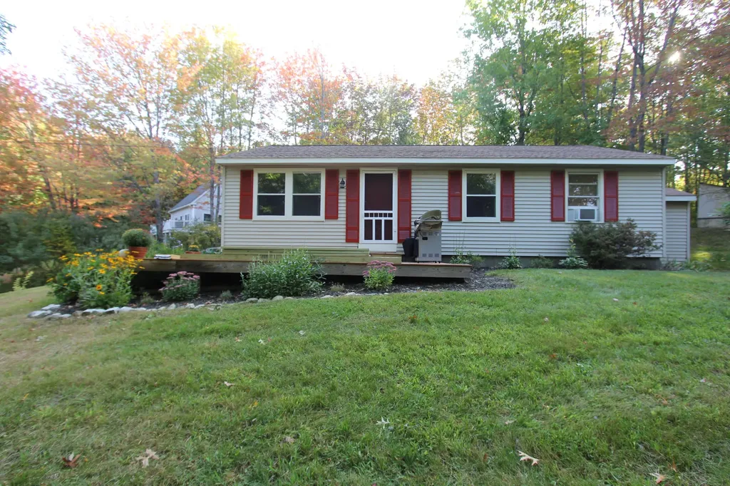 54 Westview Drive Poland ME 04274