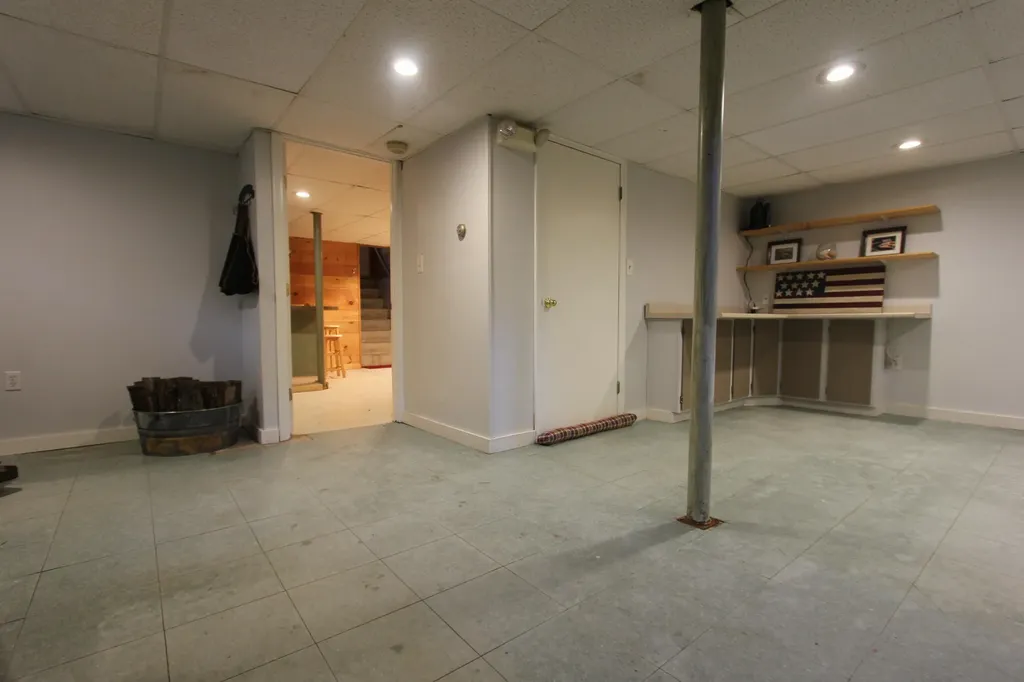 54 Westview Drive Poland ME 04274