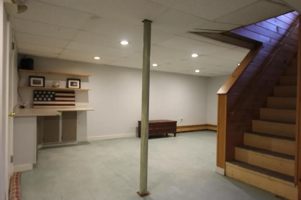 54 Westview Drive Poland ME 04274