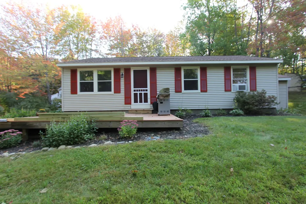 54 Westview Drive Poland ME 04274