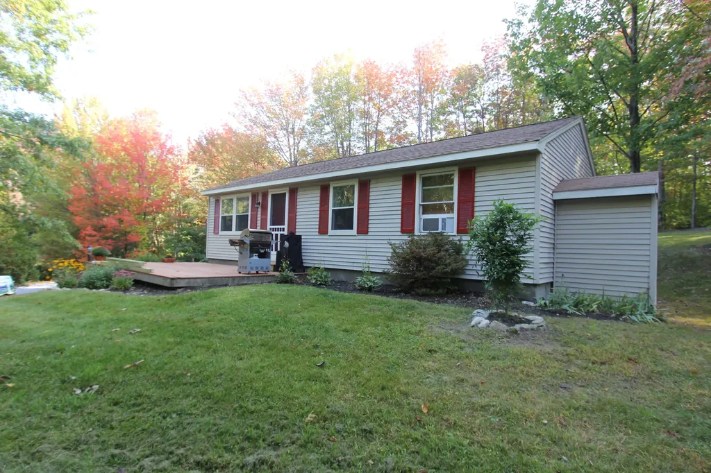 54 Westview Drive Poland ME 04274