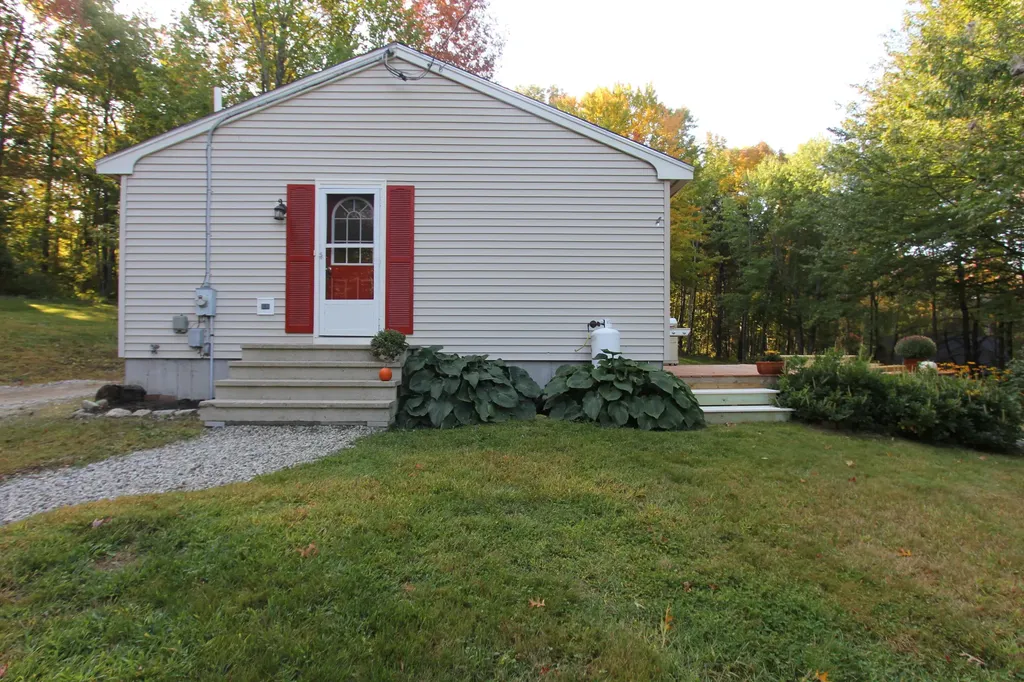 54 Westview Drive Poland ME 04274
