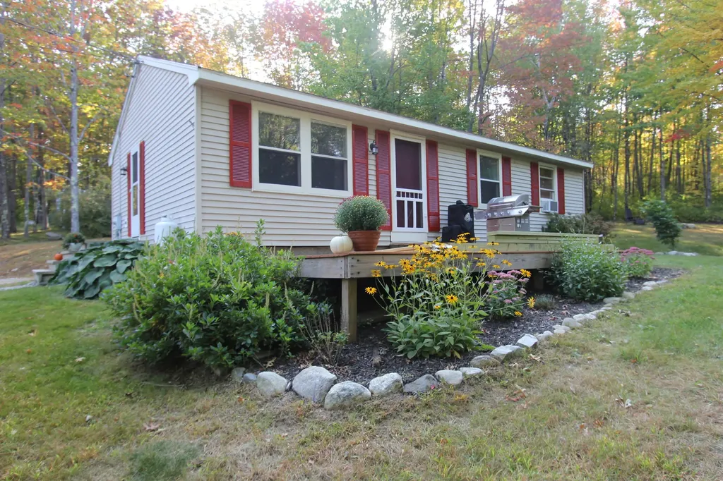 54 Westview Drive Poland ME 04274