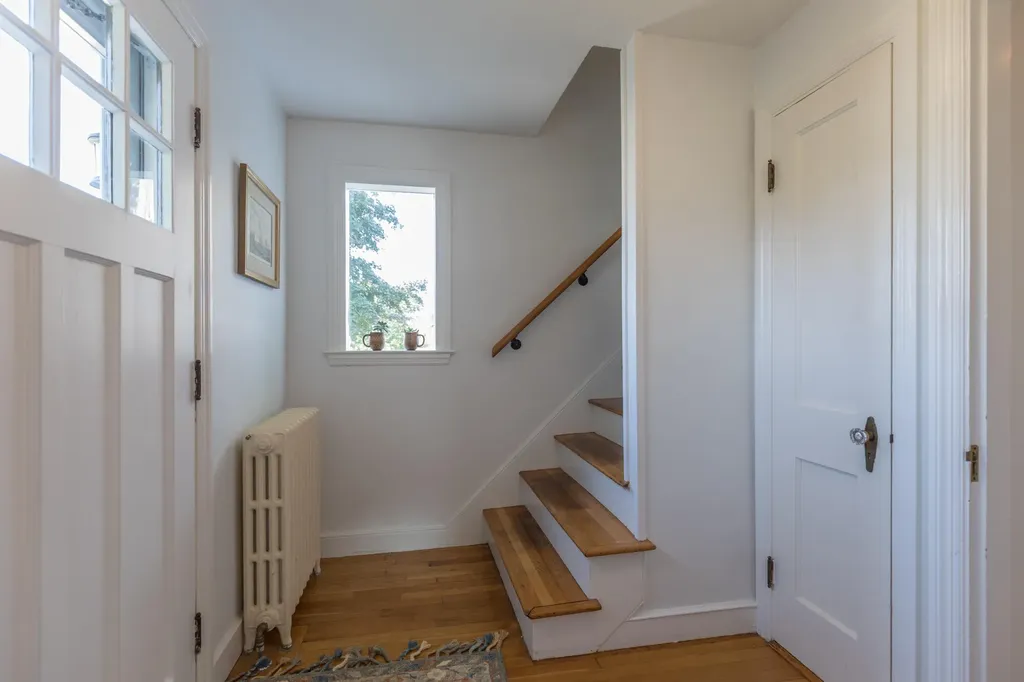 58 Clemons Street South Portland ME 04106