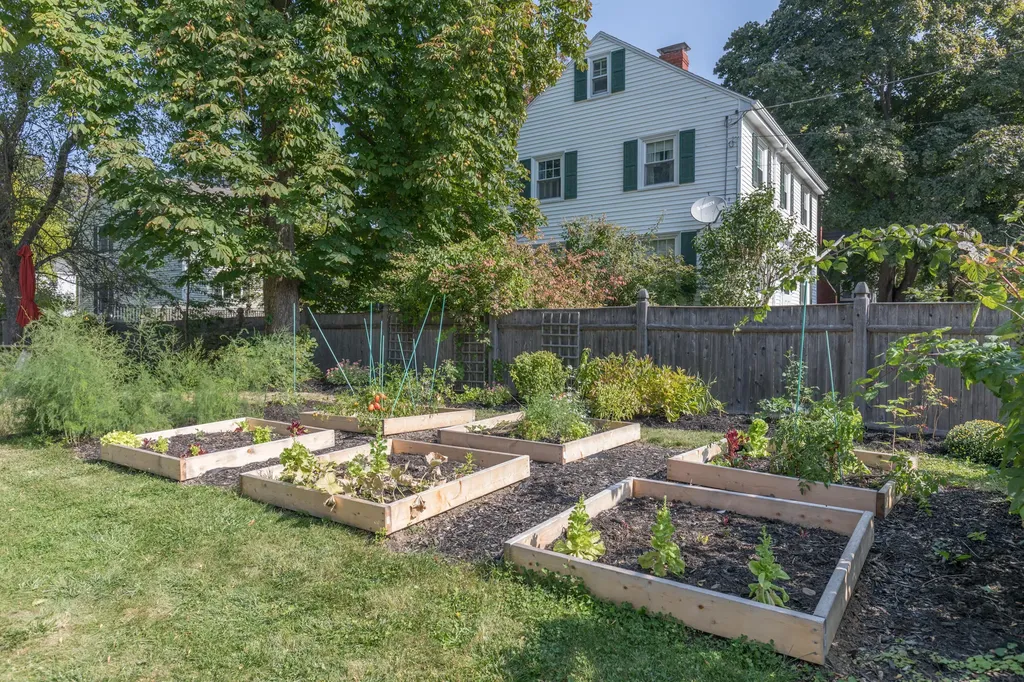 58 Clemons Street South Portland ME 04106