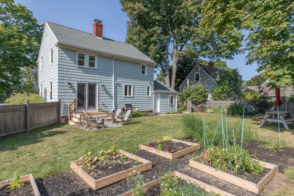 58 Clemons Street South Portland ME 04106