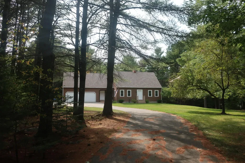 325 Hoxie Hill Road Orrington ME 04474