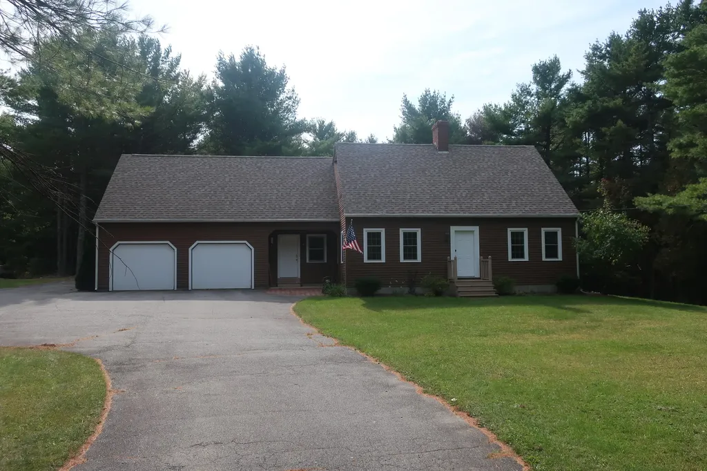 325 Hoxie Hill Road Orrington ME 04474