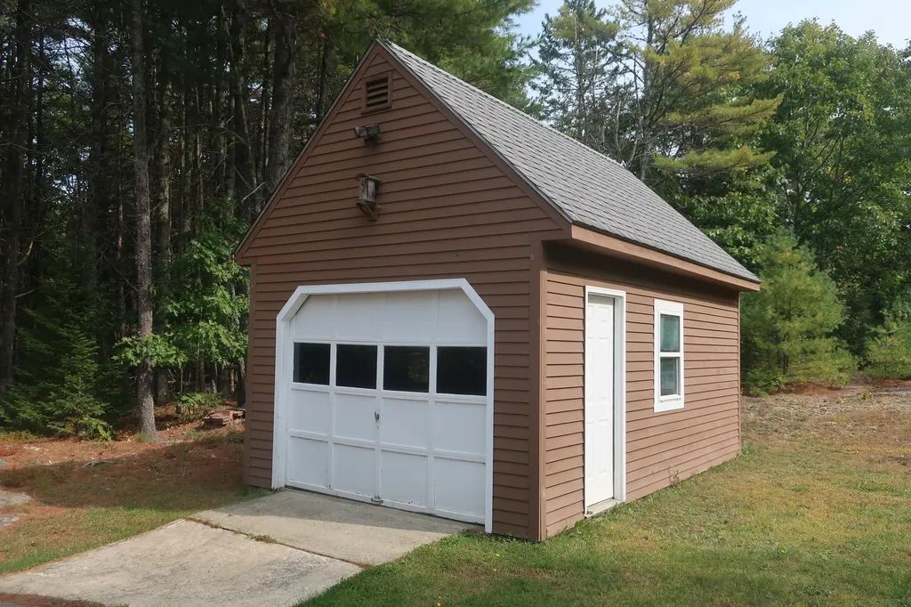 325 Hoxie Hill Road Orrington ME 04474