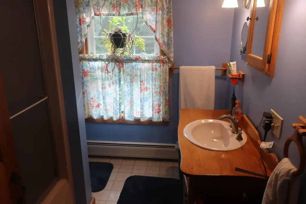 325 Hoxie Hill Road Orrington ME 04474