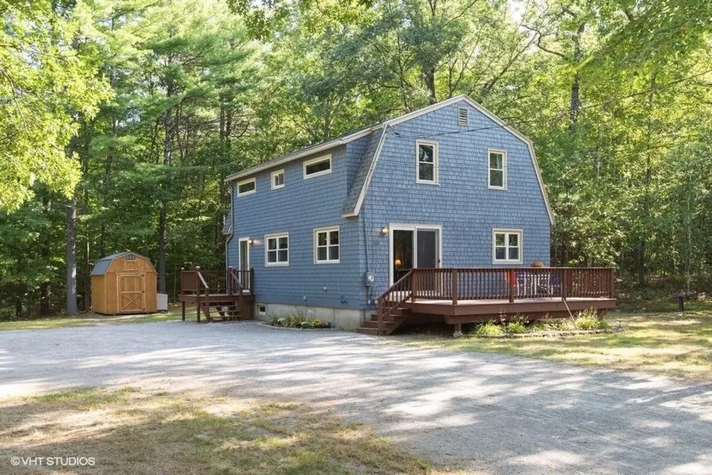 10 W 51st Street North Berwick ME 03906