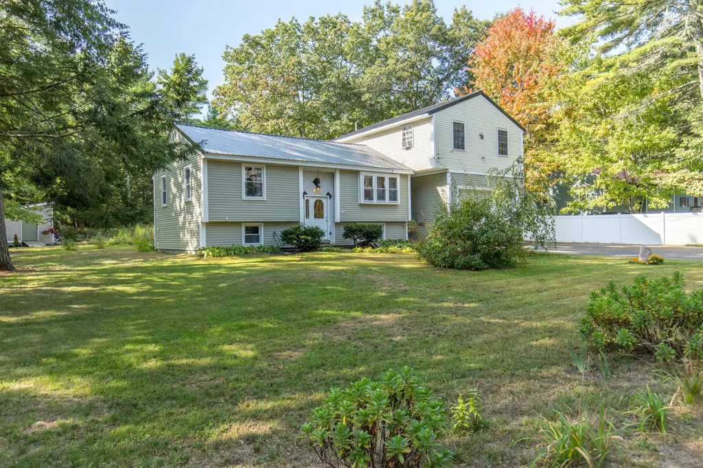 198 S Waterboro Road Lyman ME 04002