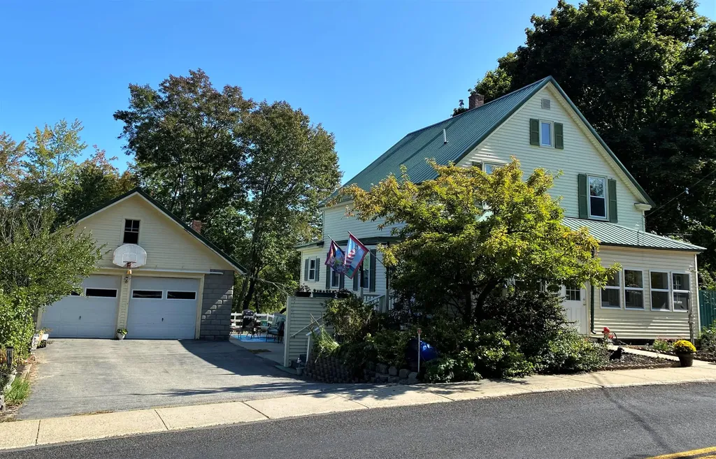66 Twombley Road Sanford ME 04073