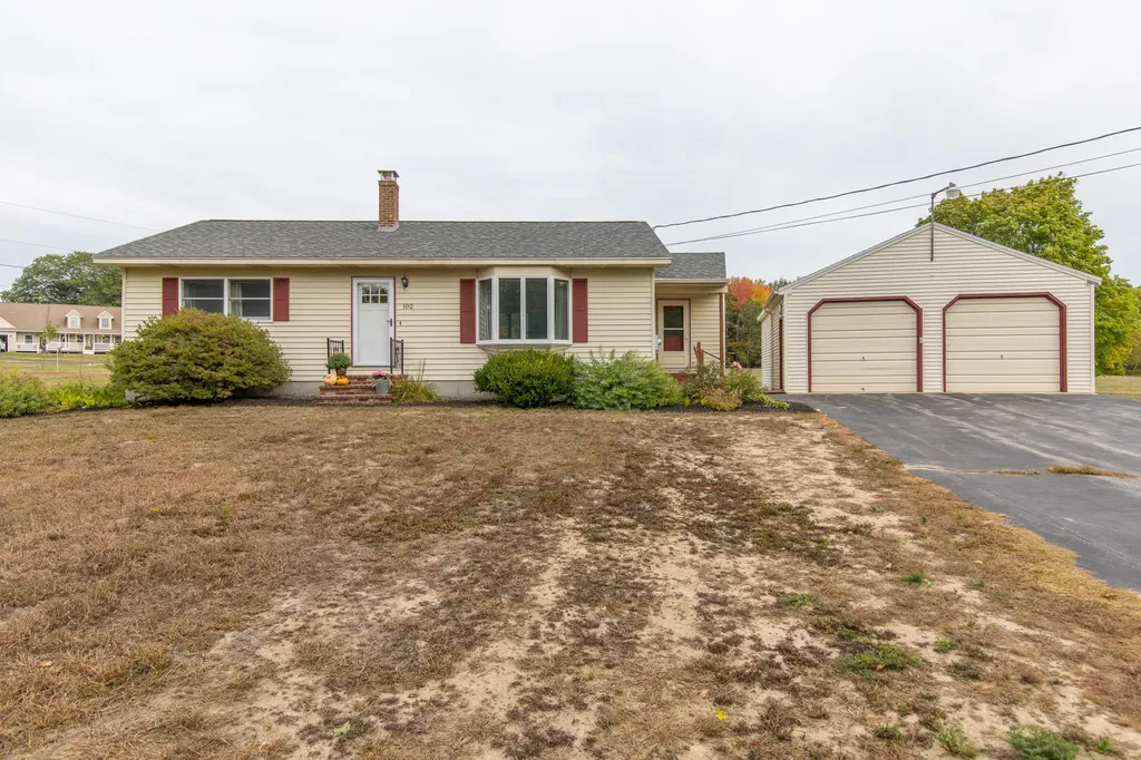 102 Highland Cliff Road Windham ME 04062