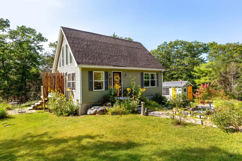 437 Barley Neck Road Woolwich ME 04579