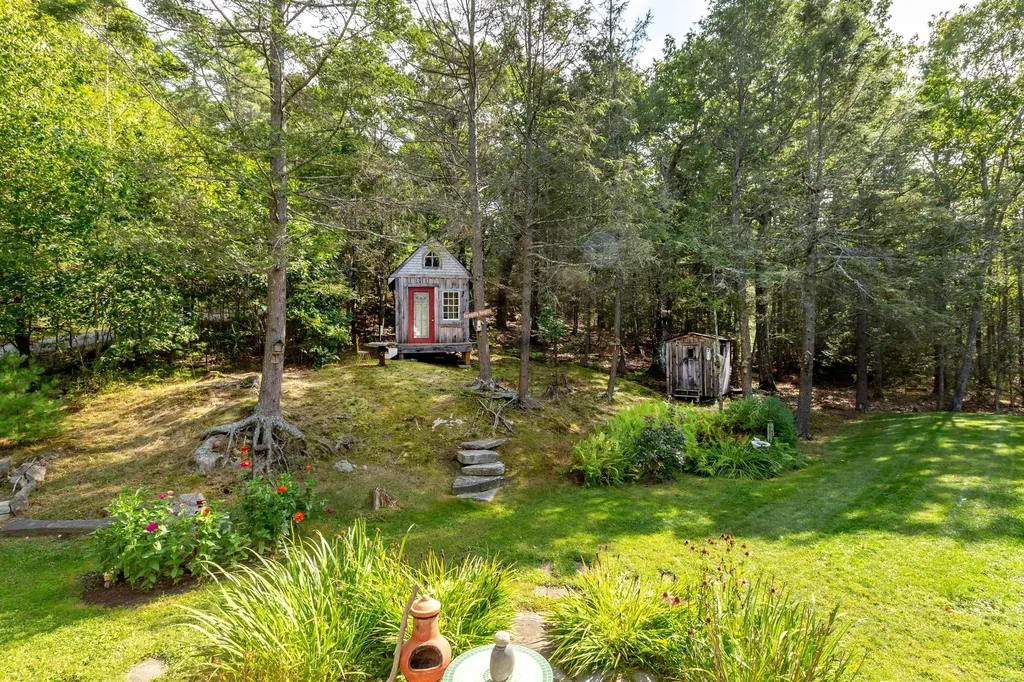 437 Barley Neck Road Woolwich ME 04579