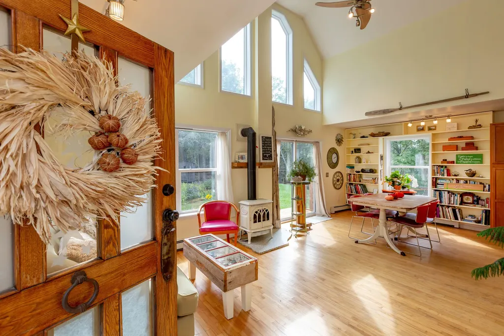 437 Barley Neck Road Woolwich ME 04579