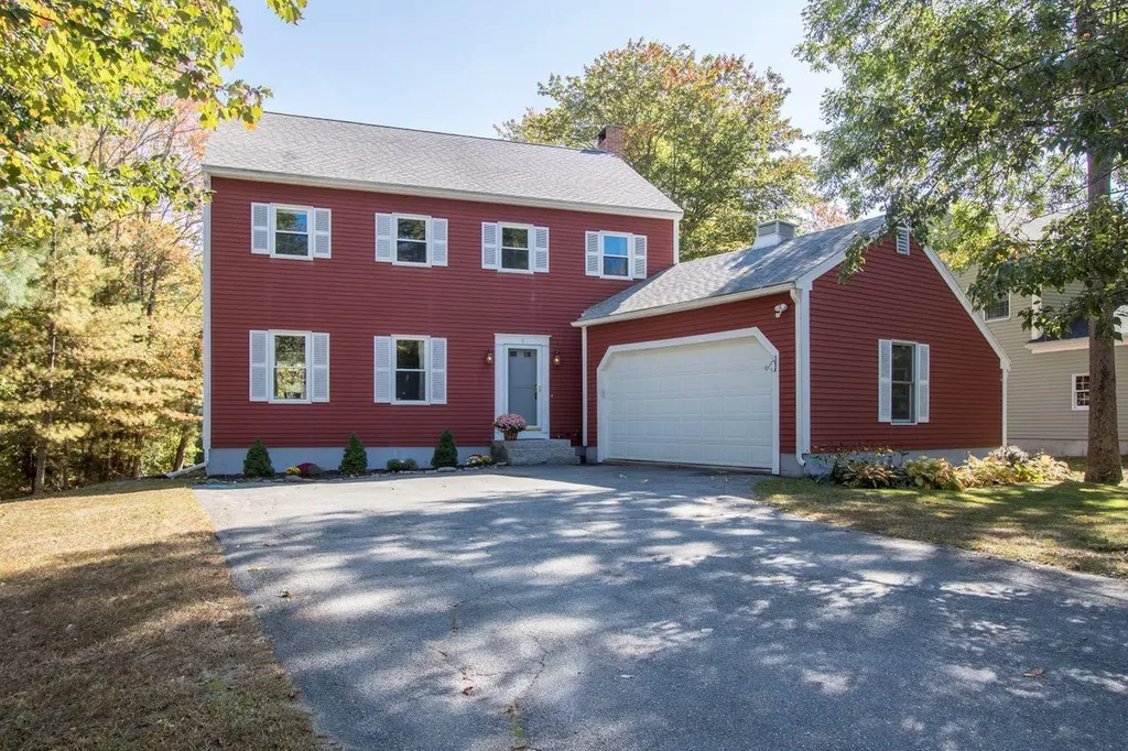 9 Deepwood Drive Portland ME 04103