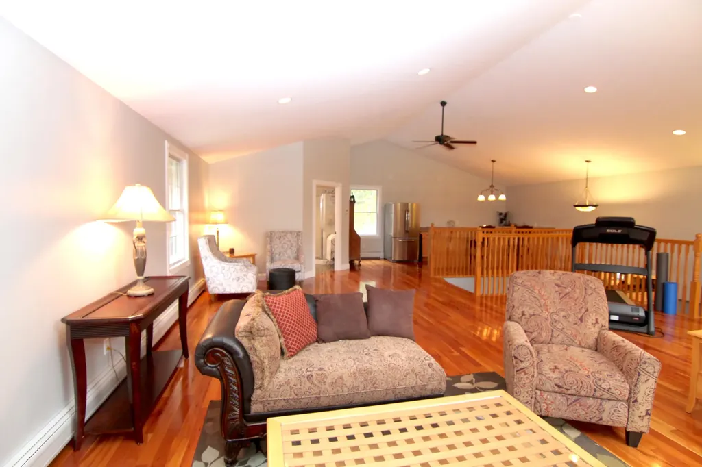 92 Hopkins Road Hampden ME 04444