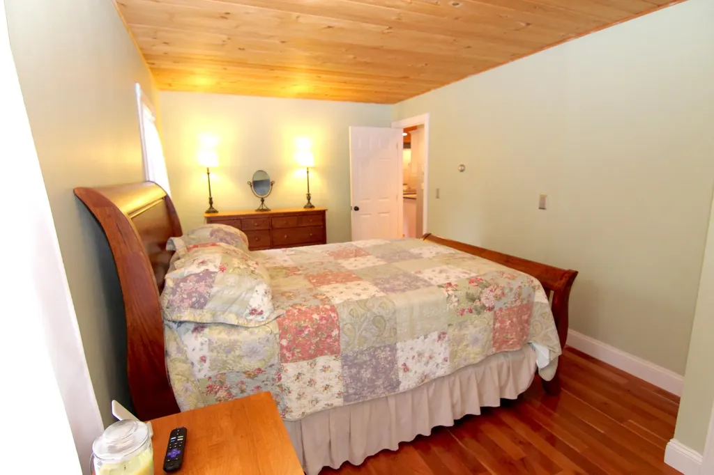 92 Hopkins Road Hampden ME 04444