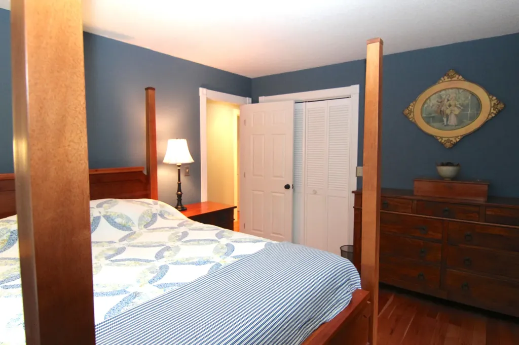 92 Hopkins Road Hampden ME 04444