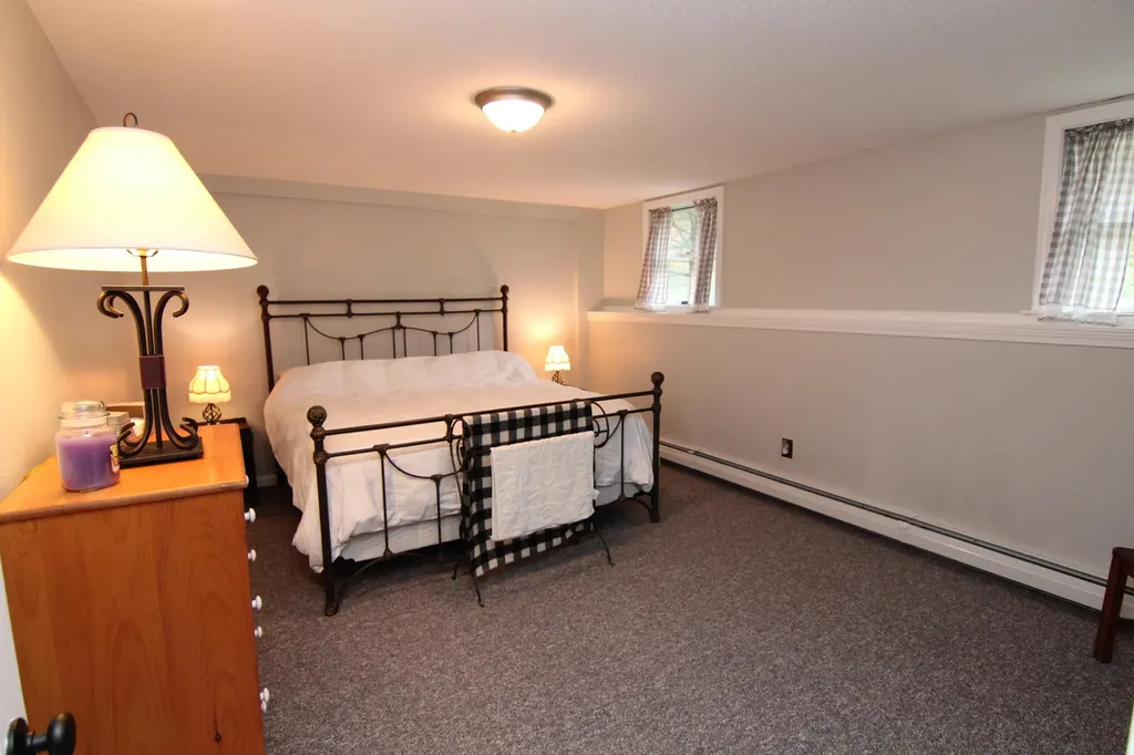 92 Hopkins Road Hampden ME 04444