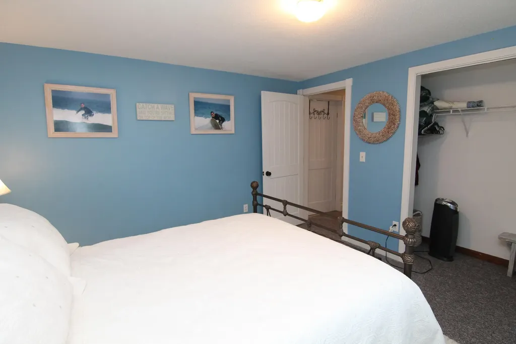 92 Hopkins Road Hampden ME 04444