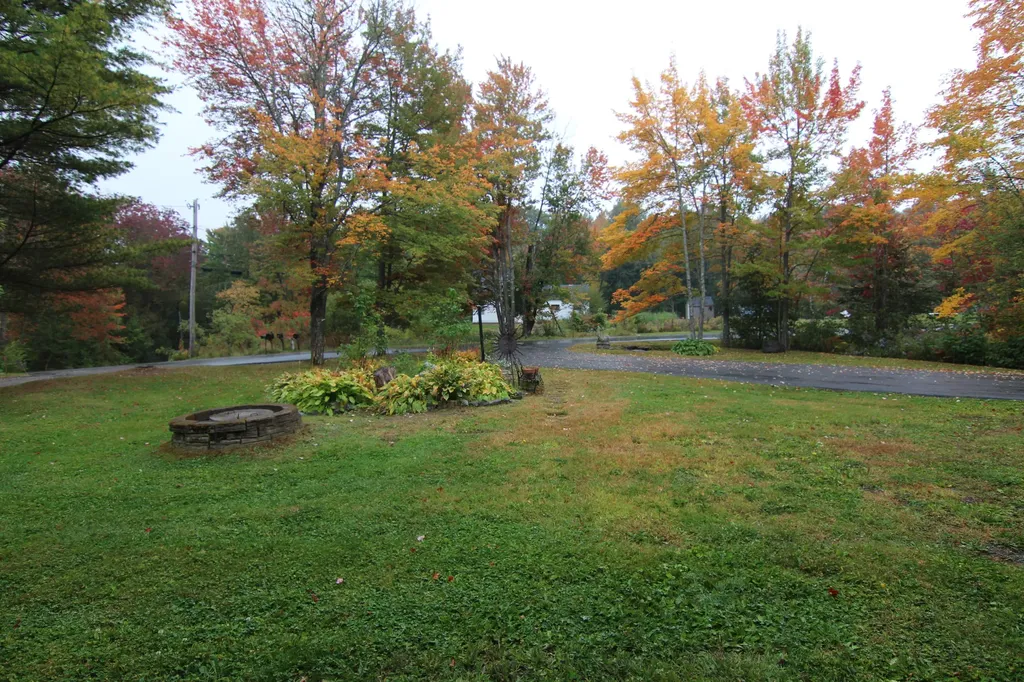 92 Hopkins Road Hampden ME 04444
