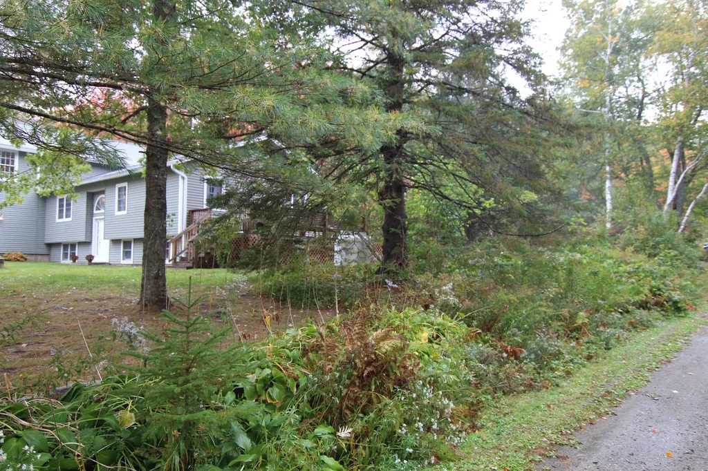 92 Hopkins Road Hampden ME 04444