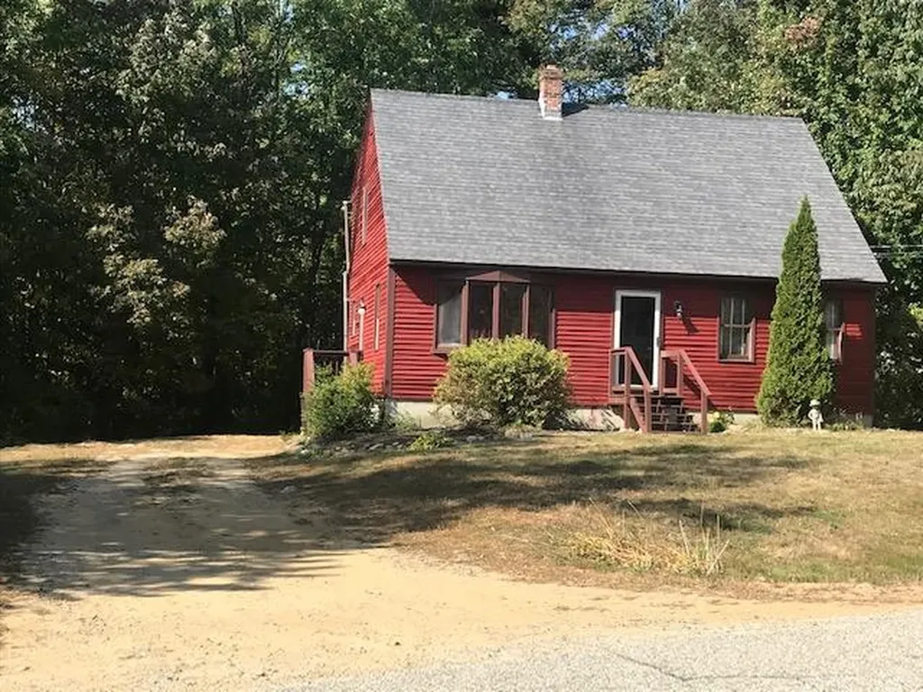 15 Shapleigh Road Lebanon ME 04027