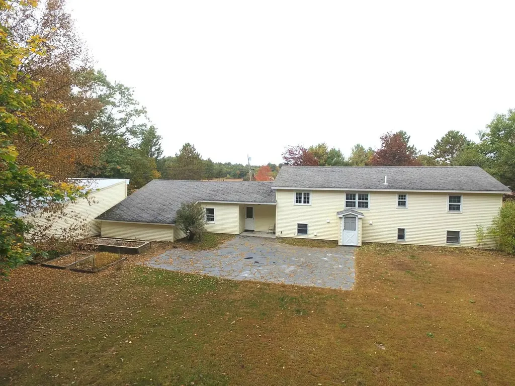 26 Wilder Hill Road Norridgewock ME 04957
