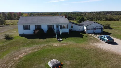 37 Sunset Hill Road Palmyra ME 04965