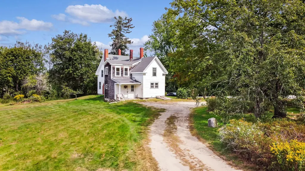 423 Wiscasset Road Boothbay ME 04537