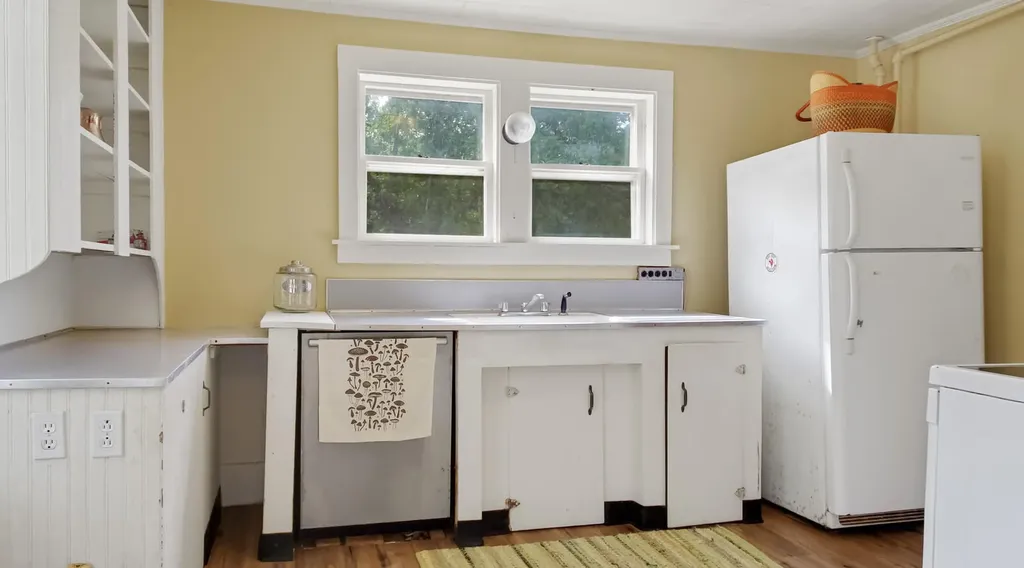 423 Wiscasset Road Boothbay ME 04537