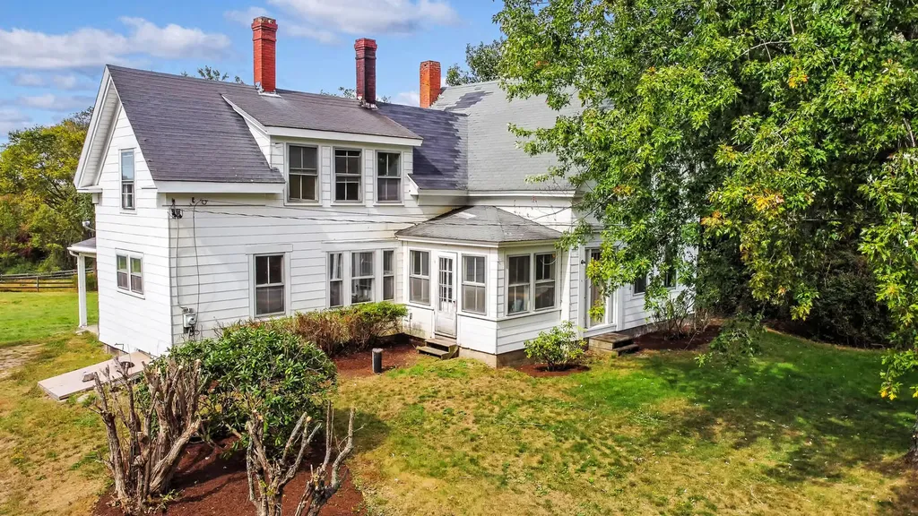 423 Wiscasset Road Boothbay ME 04537