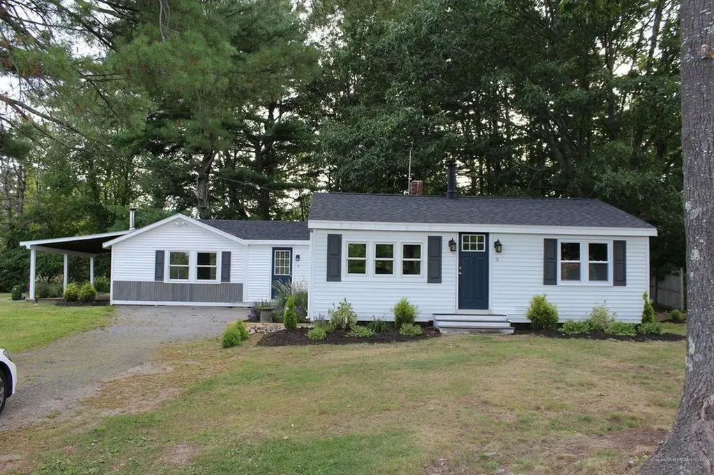 9 Cedar Road Eliot ME 03903